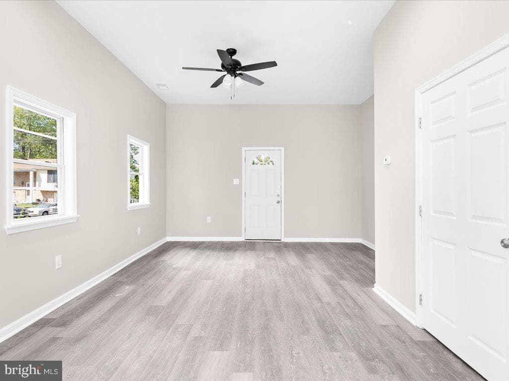 1208 Elfin Avenue photo 3