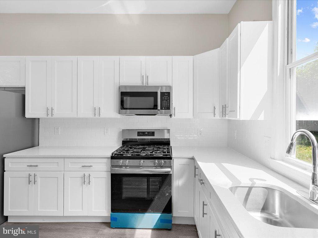 1208 Elfin Avenue photo 9