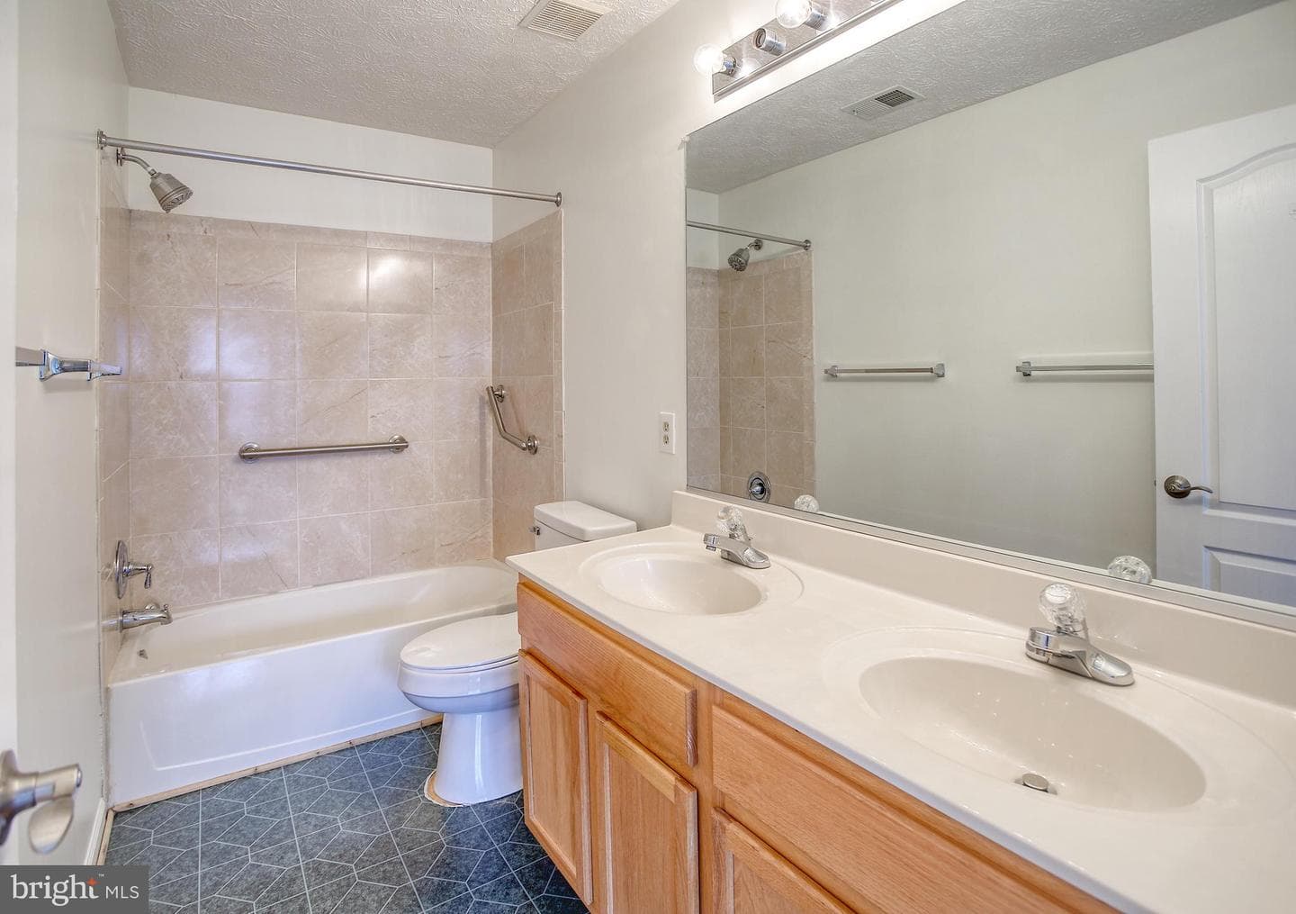 16400 Elysian Lane photo 18