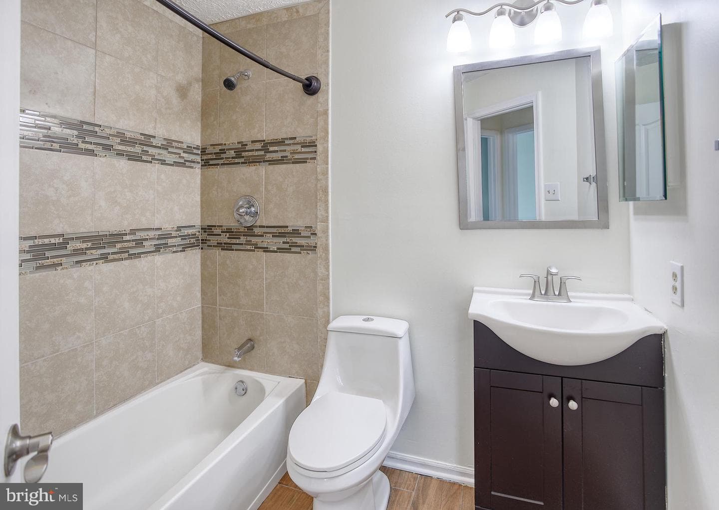16400 Elysian Lane photo 27