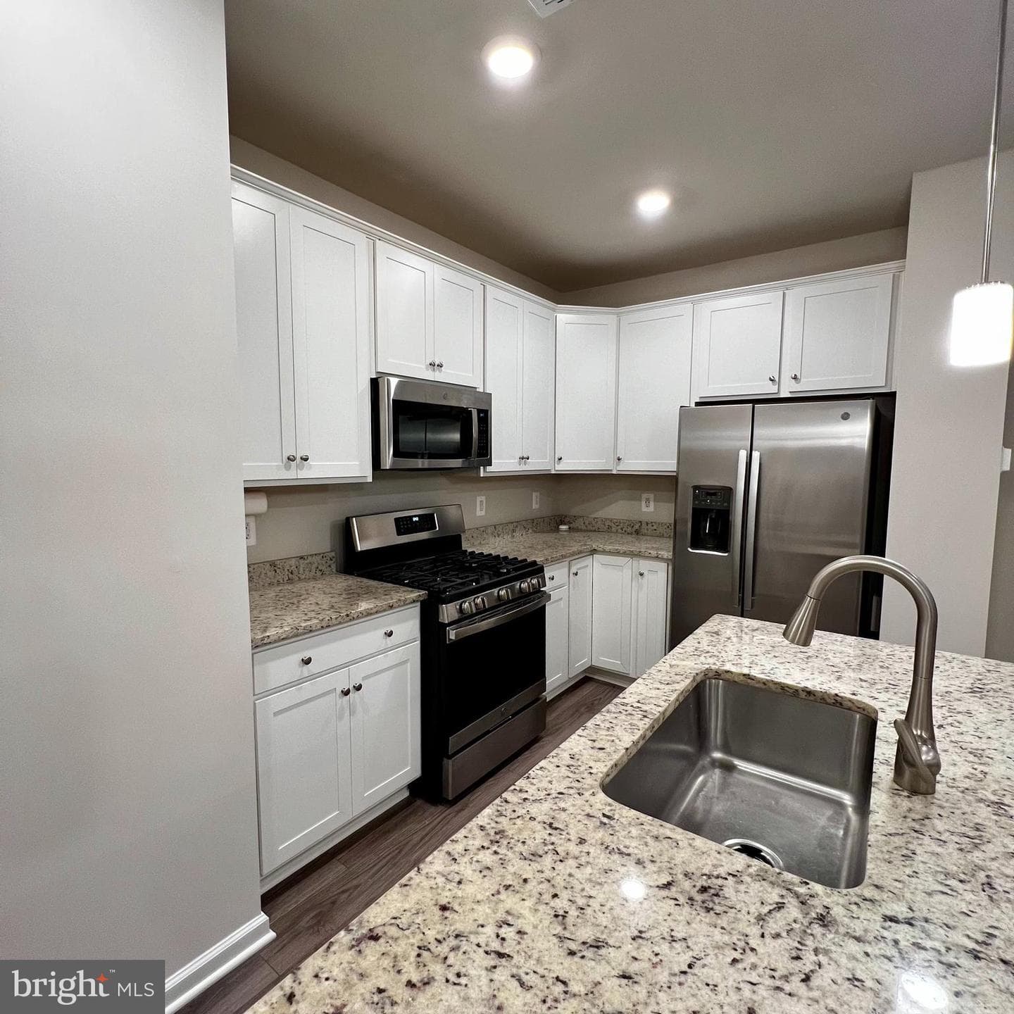 5529 Lanteen Street photo 7