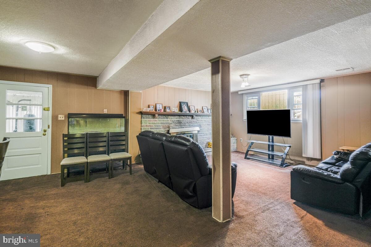 6113 Harley Lane photo 21
