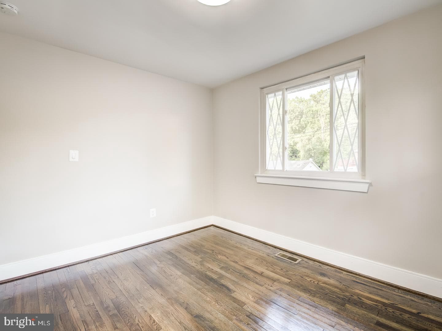 3405 29th Avenue photo 17