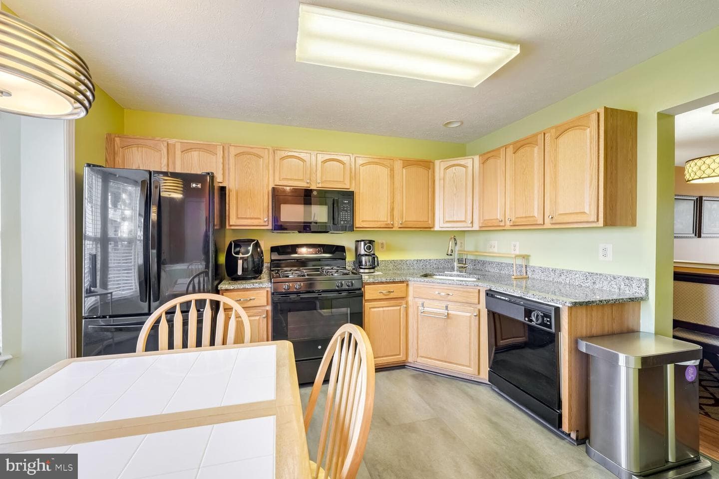 2318 Evian Court photo 3