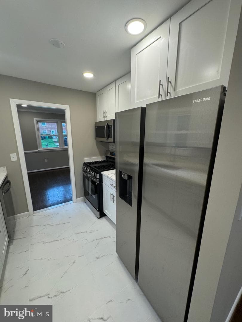 6902 Mackson Drive photo 3