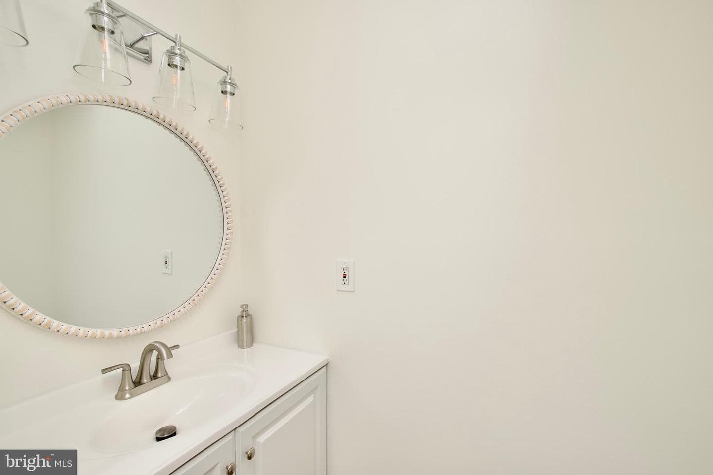 6005 Livingston Road photo 14