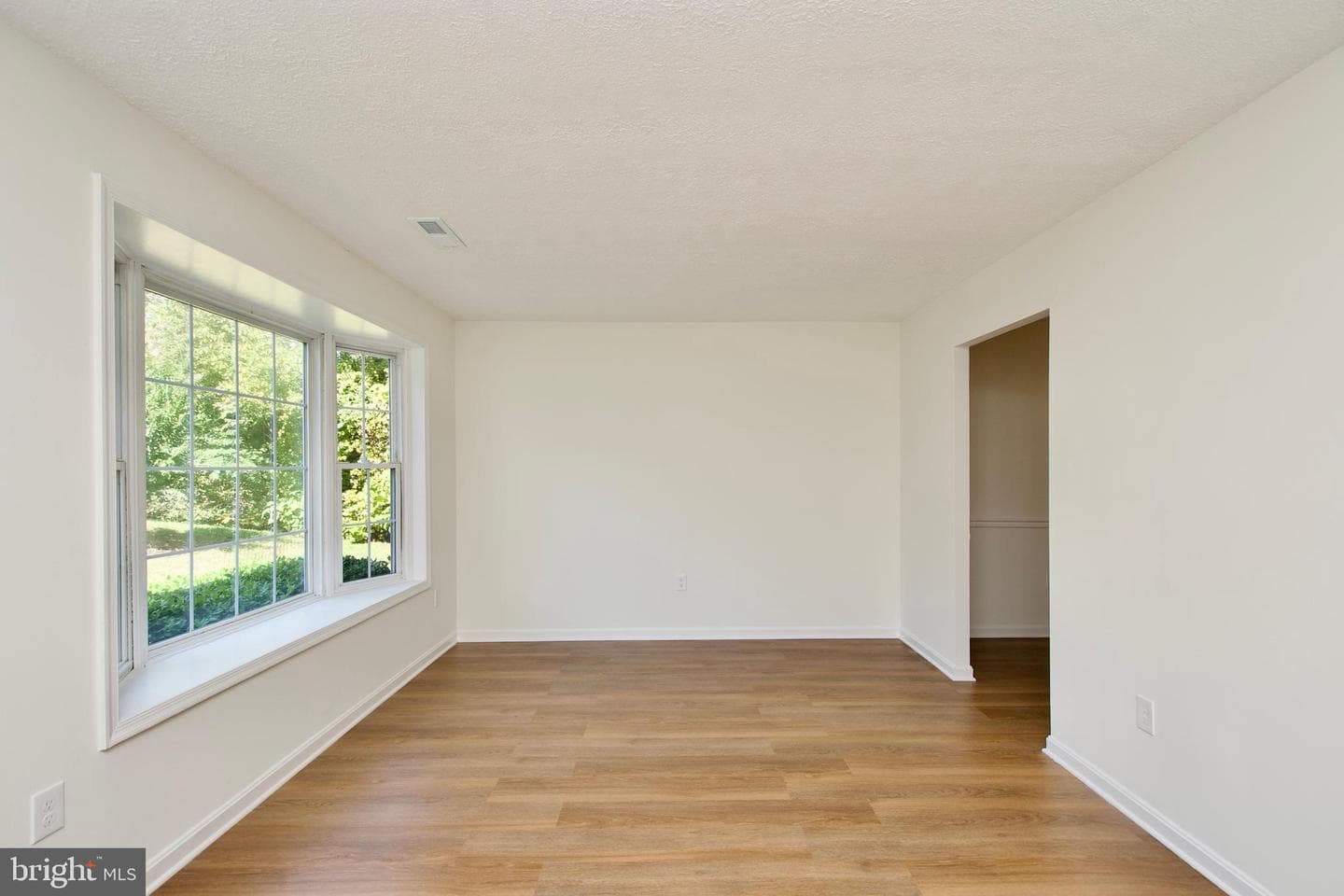 6005 Livingston Road photo 3