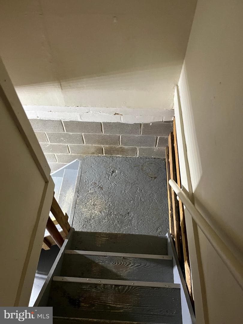 332 Shady Glen Drive photo 13