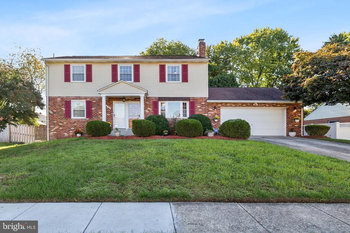 204 Kendle Street photo 1