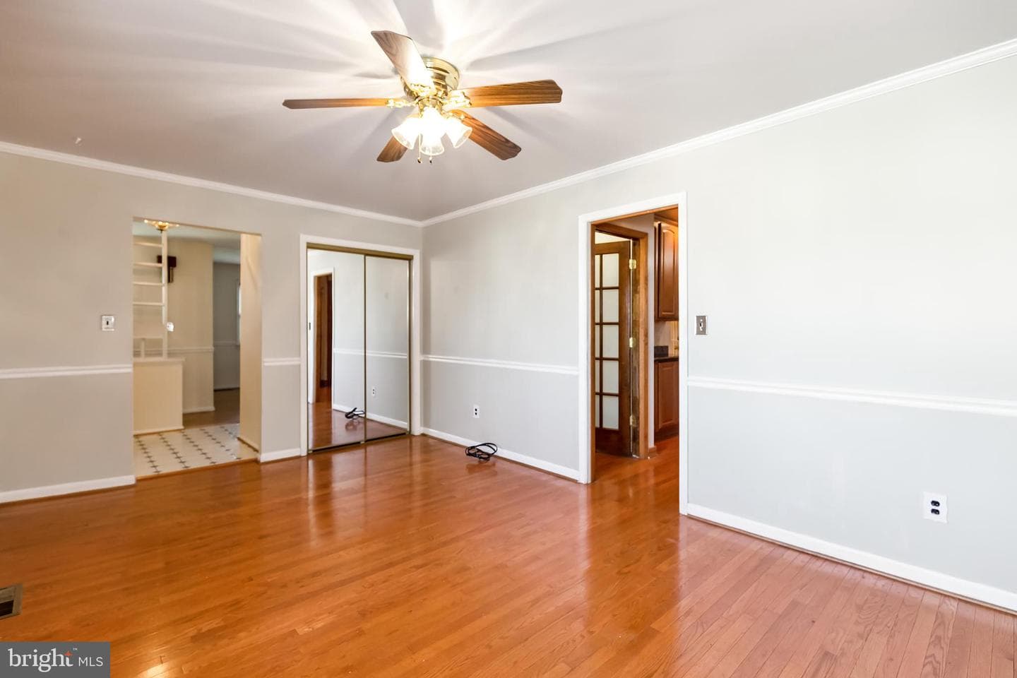204 Kendle Street photo 12