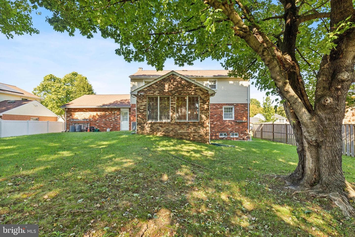 204 Kendle Street photo 24
