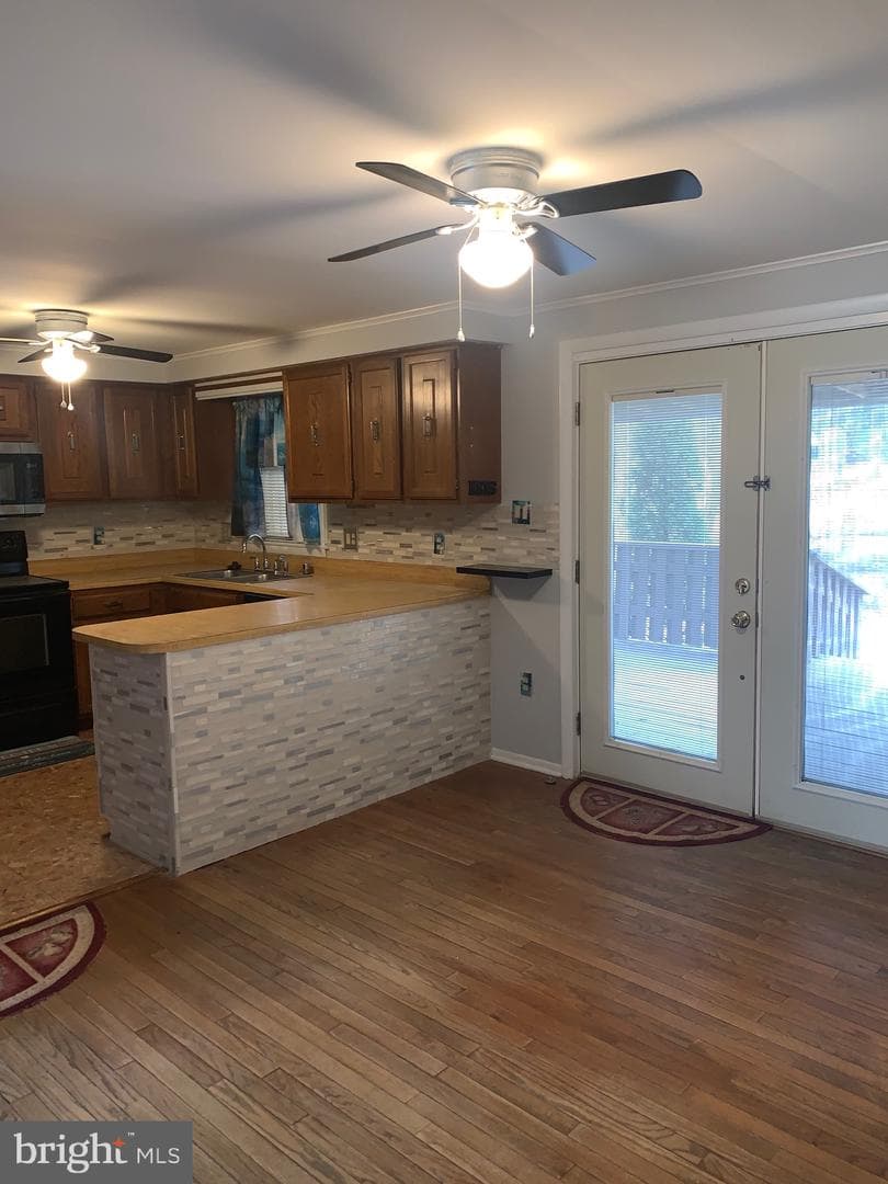 8301 Heatherwick Drive photo 17
