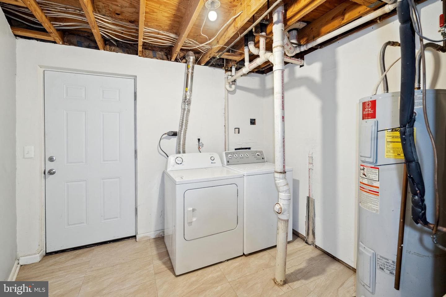 5817 Junipertree Lane photo 15