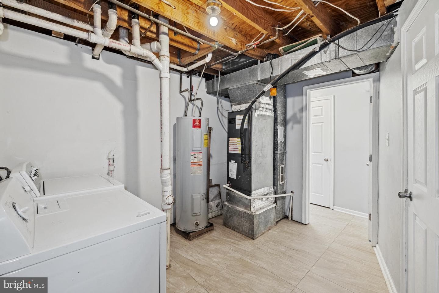 5817 Junipertree Lane photo 16
