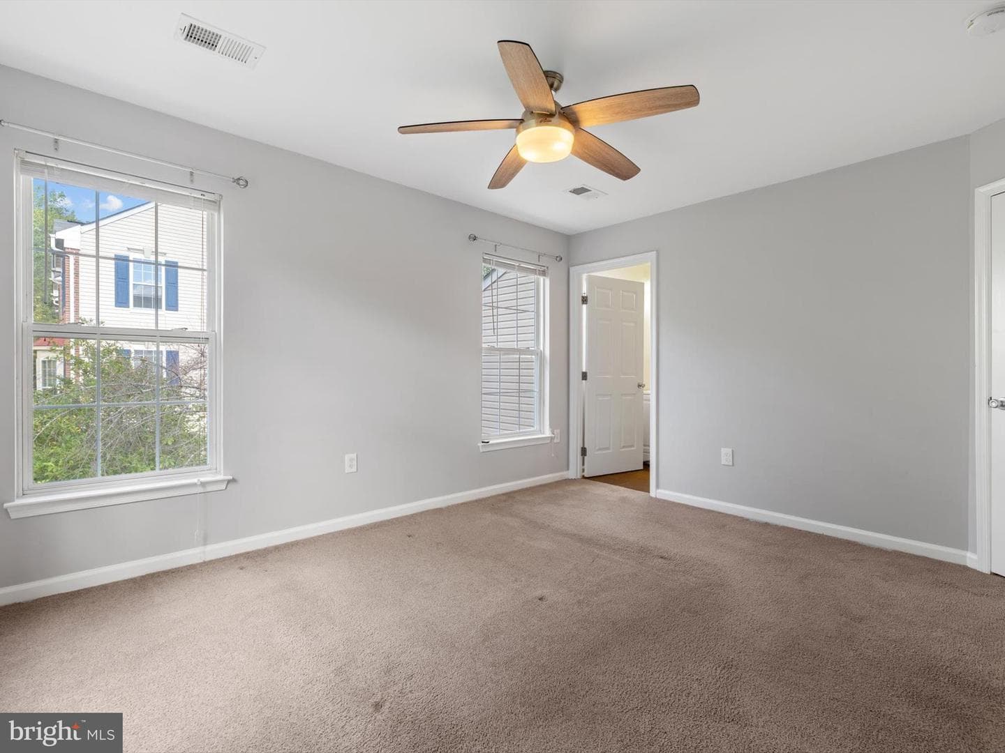 10000 Greenspire Way photo 20
