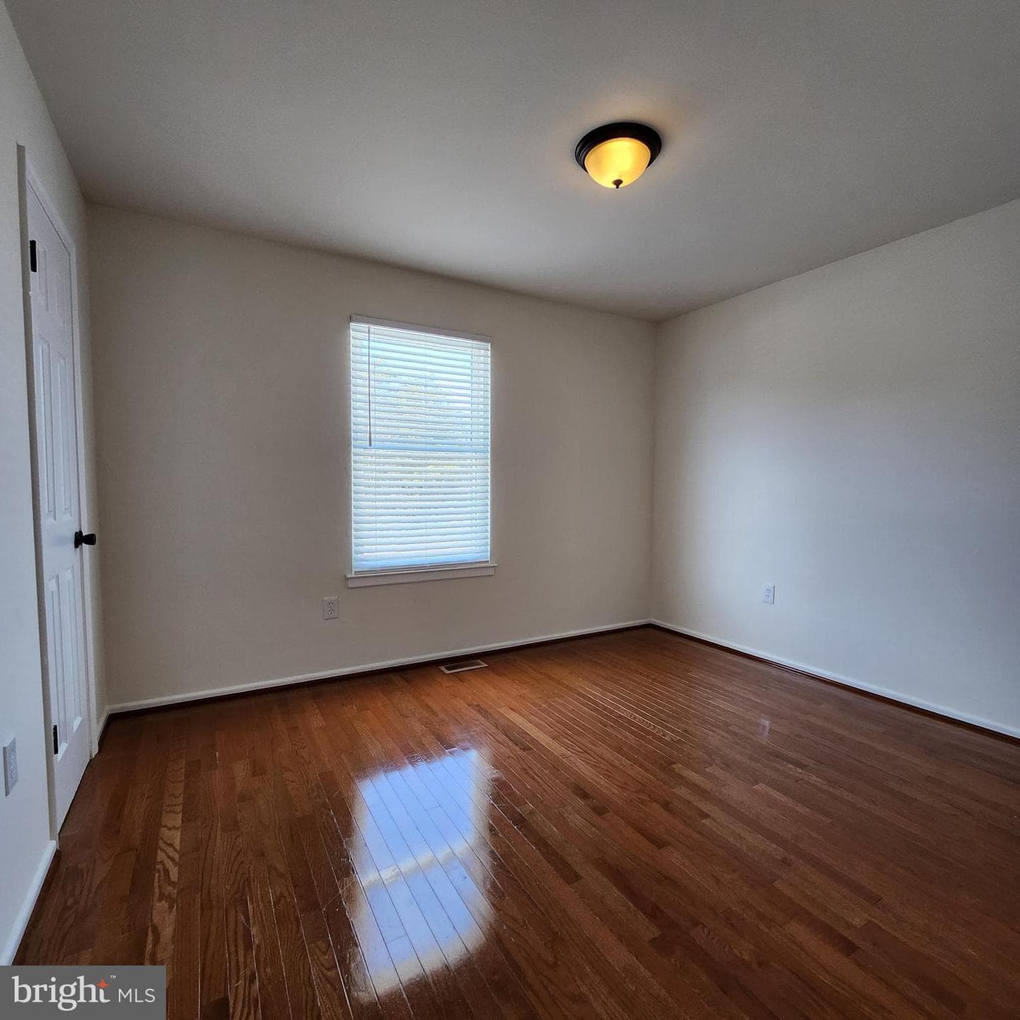 2904 Plaza Drive photo 16