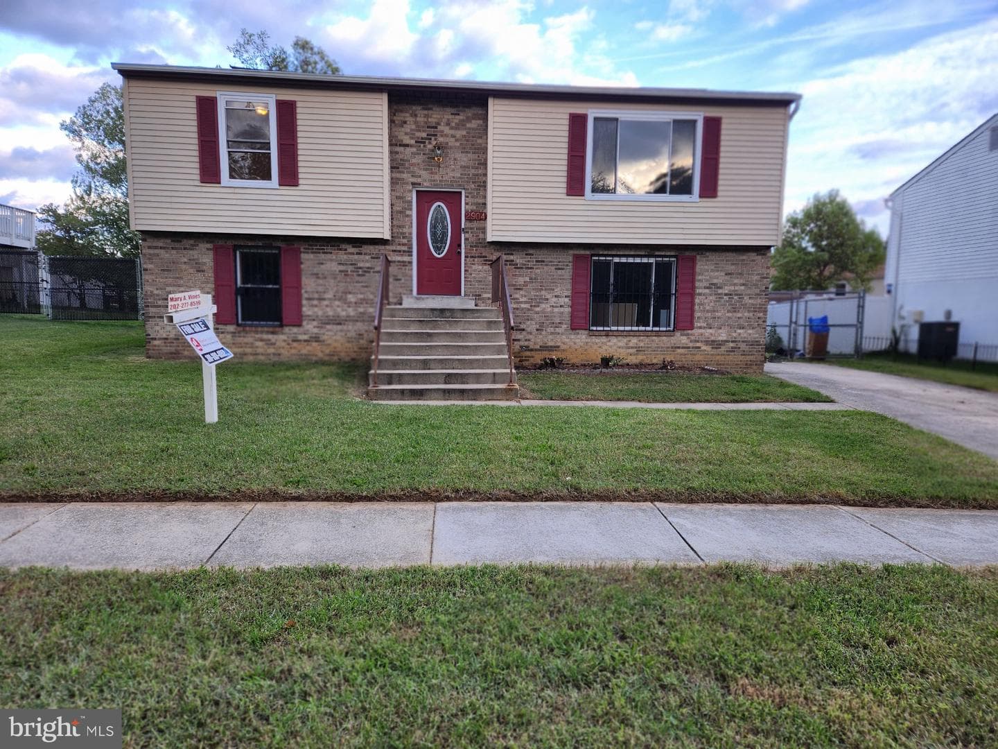 2904 Plaza Drive photo 2