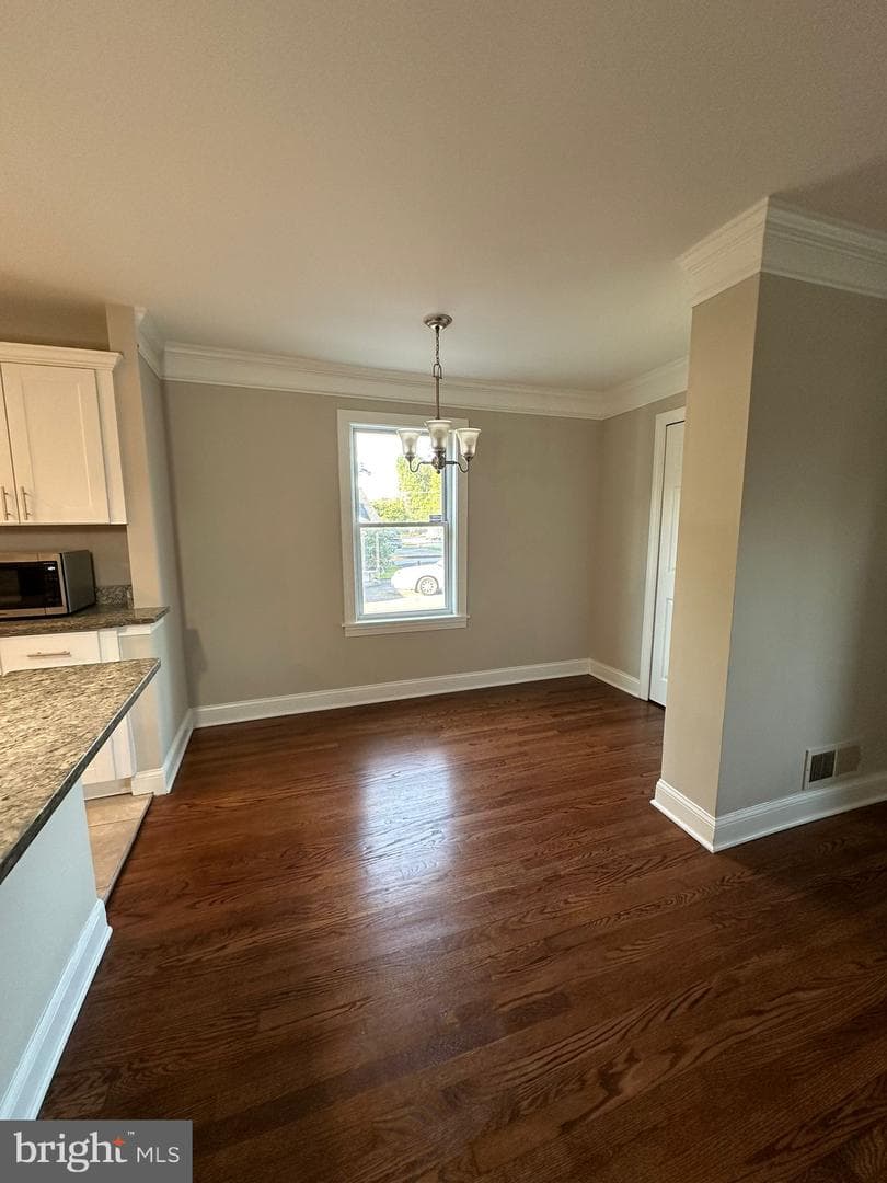9157 Lanham Severn Road photo 4
