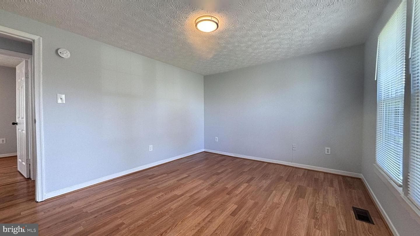 8106 Rhode Island Avenue photo 16