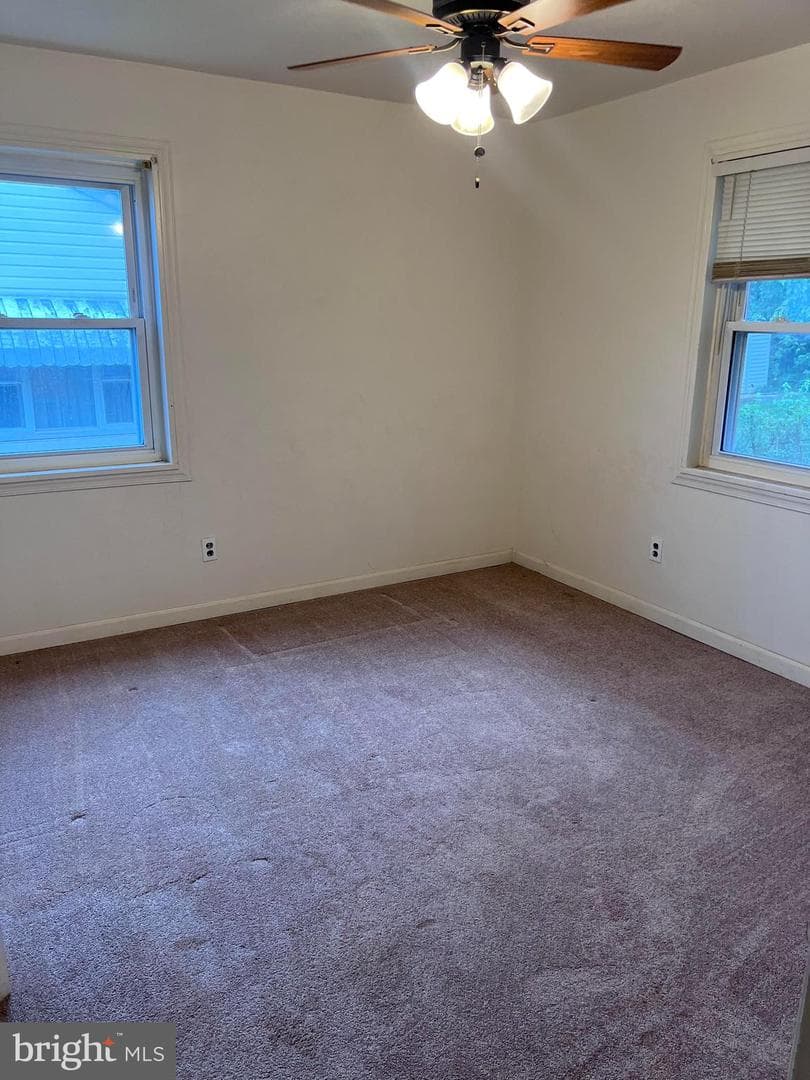 1210 Lindsay Road photo 4