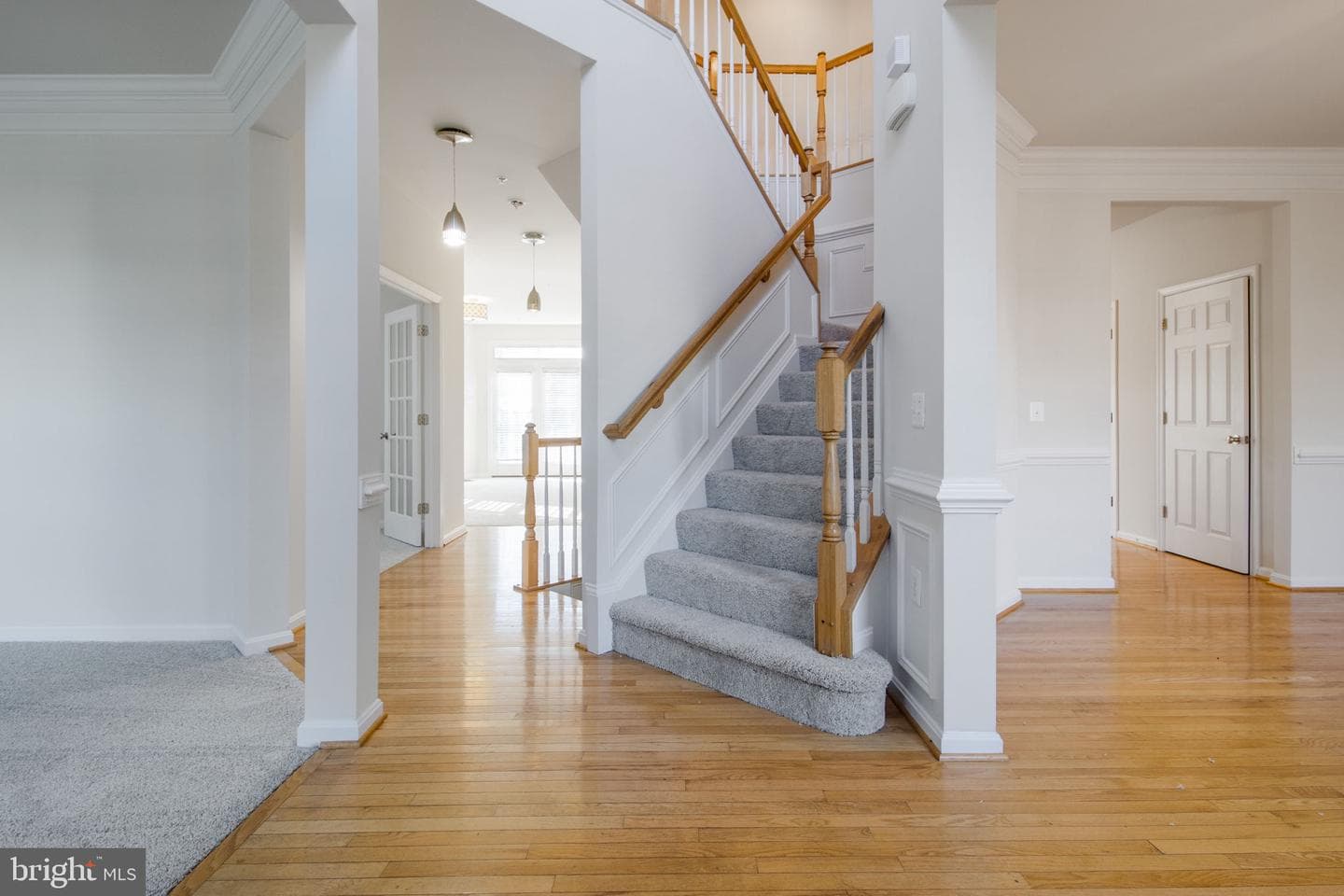 2206 Tulson Lane photo 4