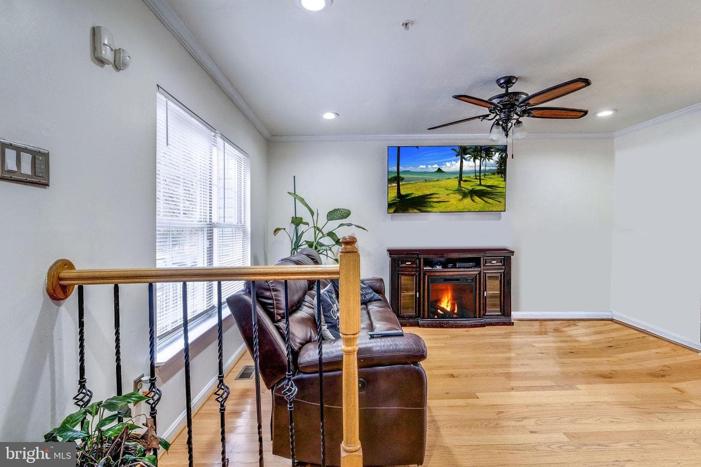 6322 E Hil Mar Circle photo 4