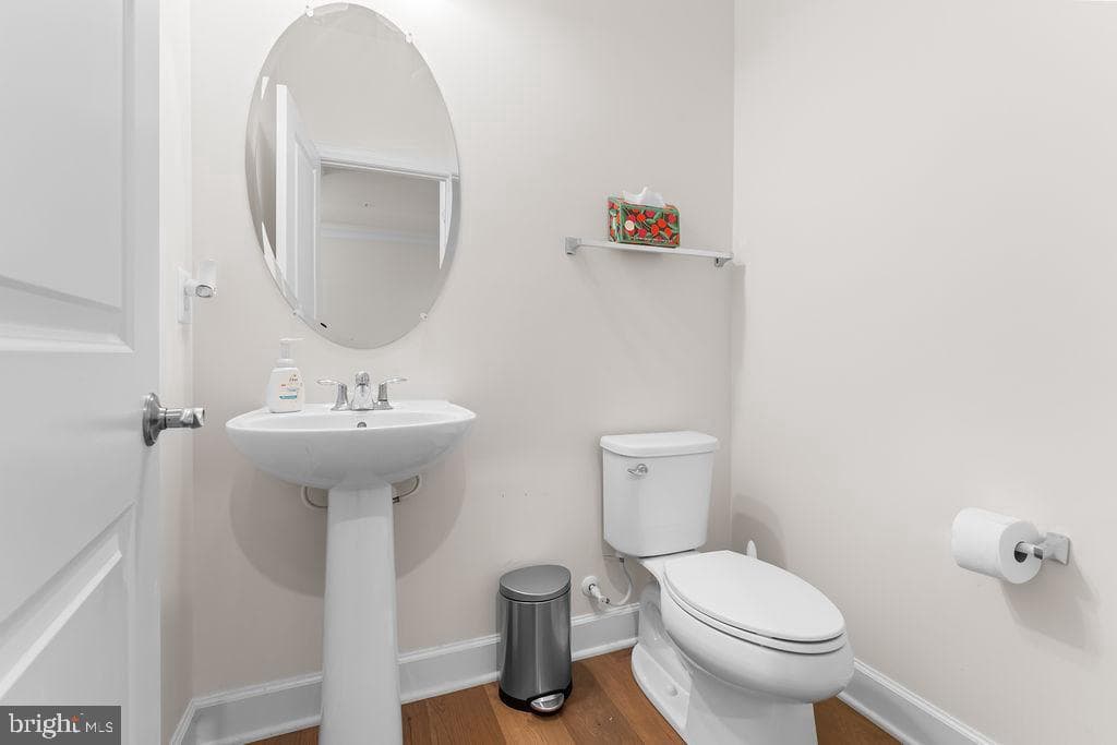 9105 Garden Knoll Lane photo 11