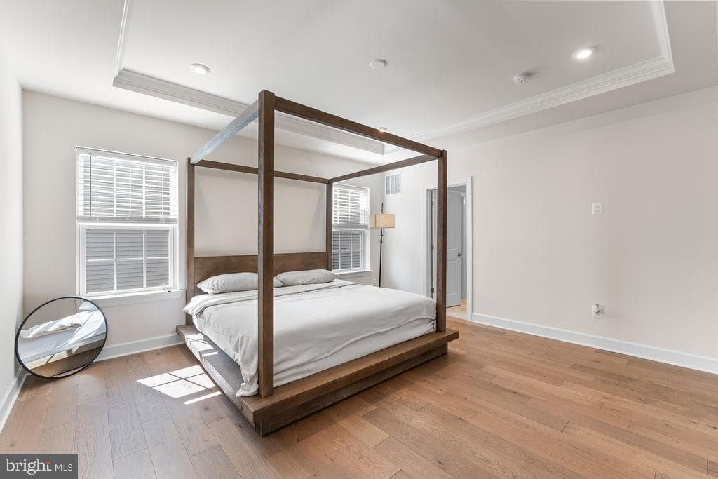 9105 Garden Knoll Lane photo 32