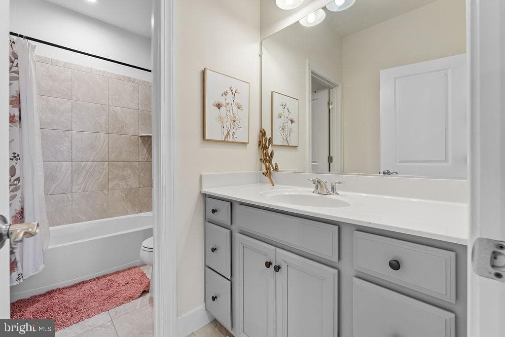 9105 Garden Knoll Lane photo 37
