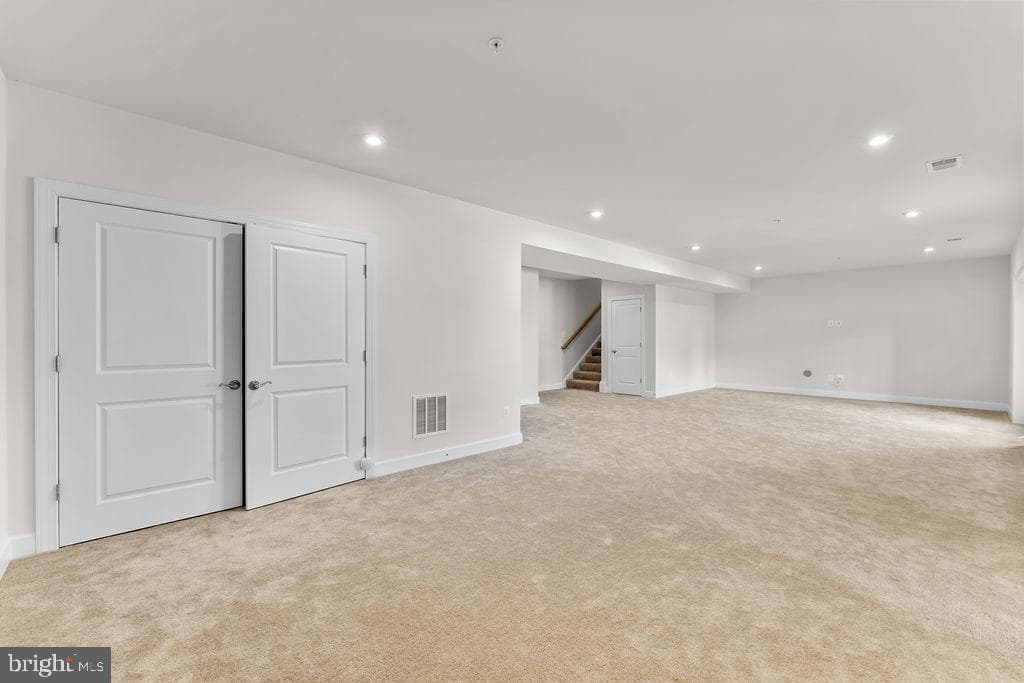 9105 Garden Knoll Lane photo 39