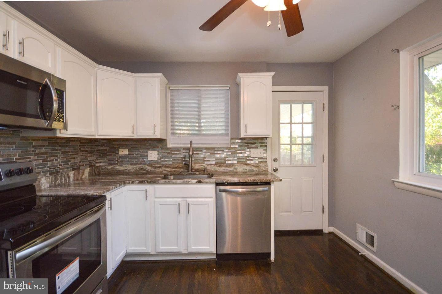5502 Westminster Court photo 12