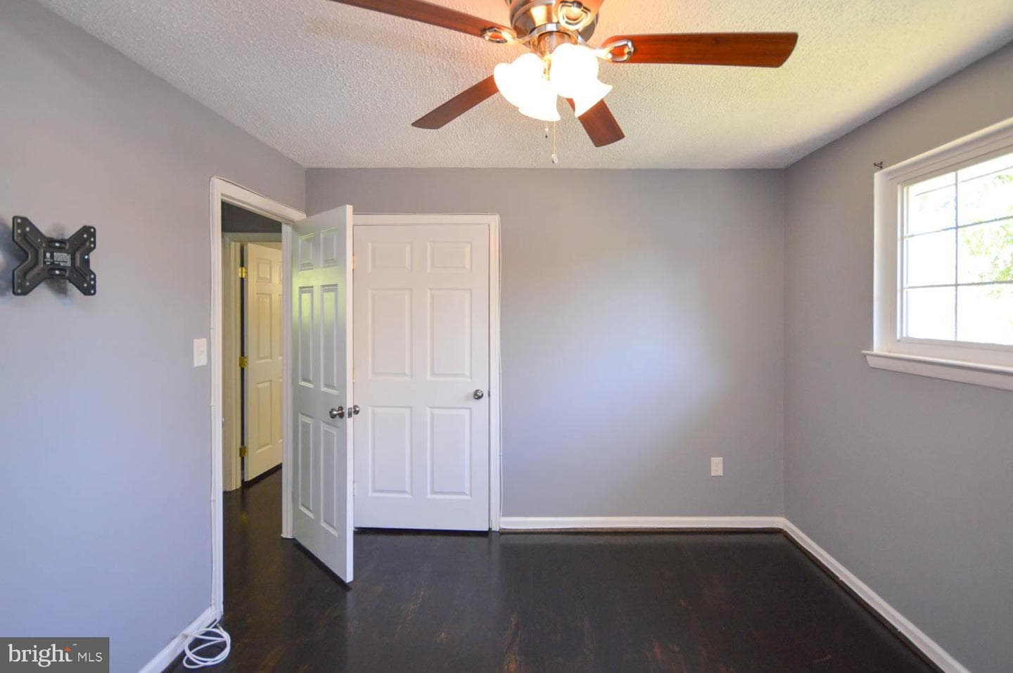 5502 Westminster Court photo 21