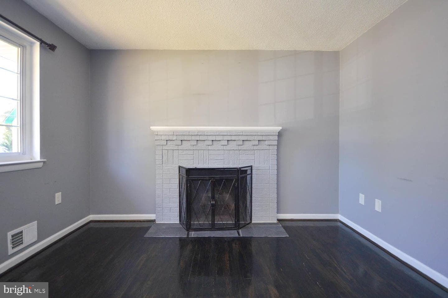 5502 Westminster Court photo 8