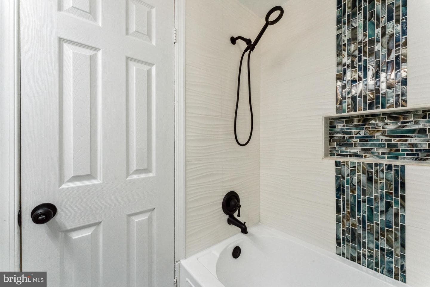 3208 Beaumont Street photo 16