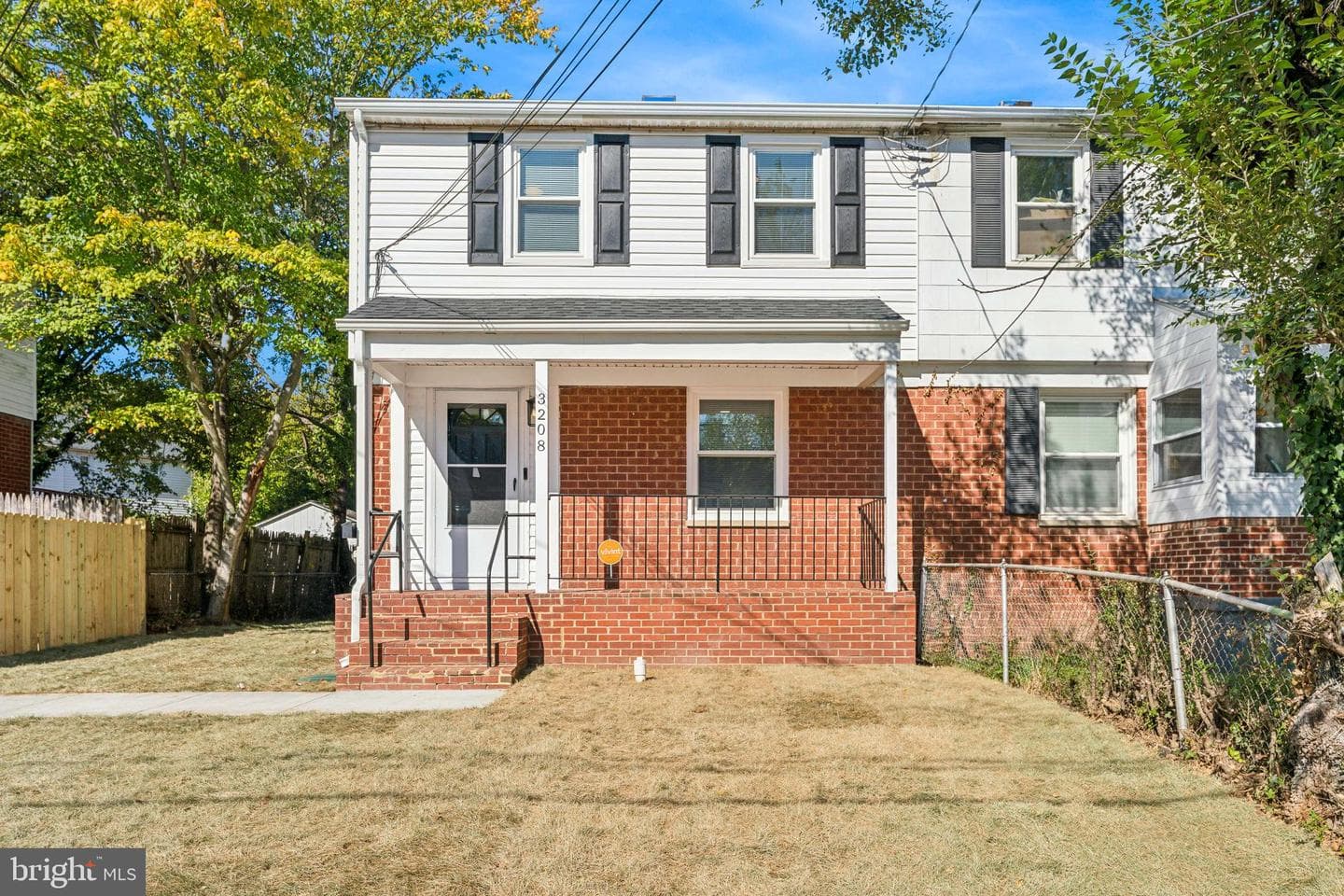 3208 Beaumont Street photo 2