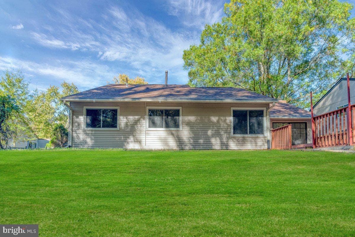 12315 Wheeling Avenue photo 20