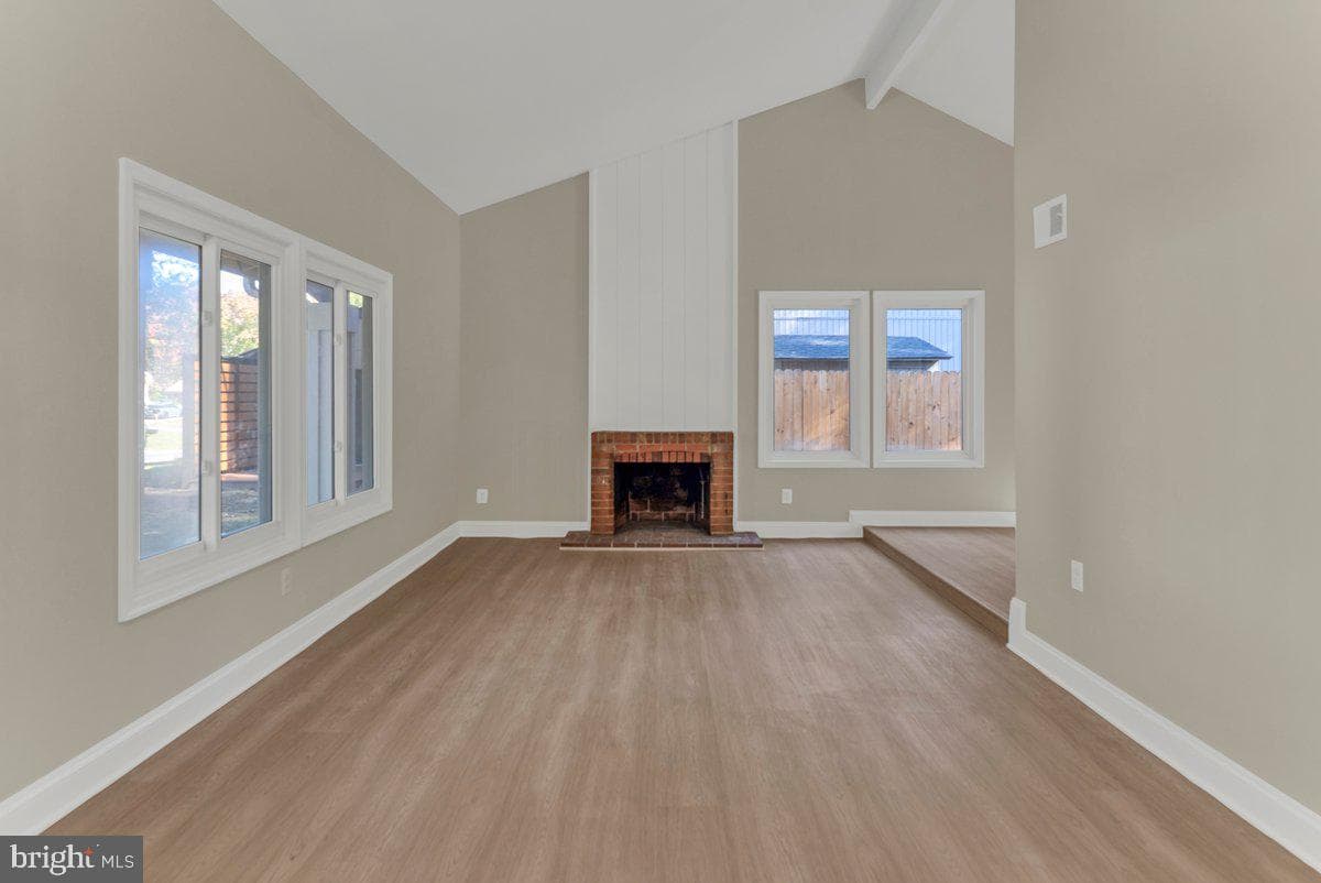 12315 Wheeling Avenue photo 4