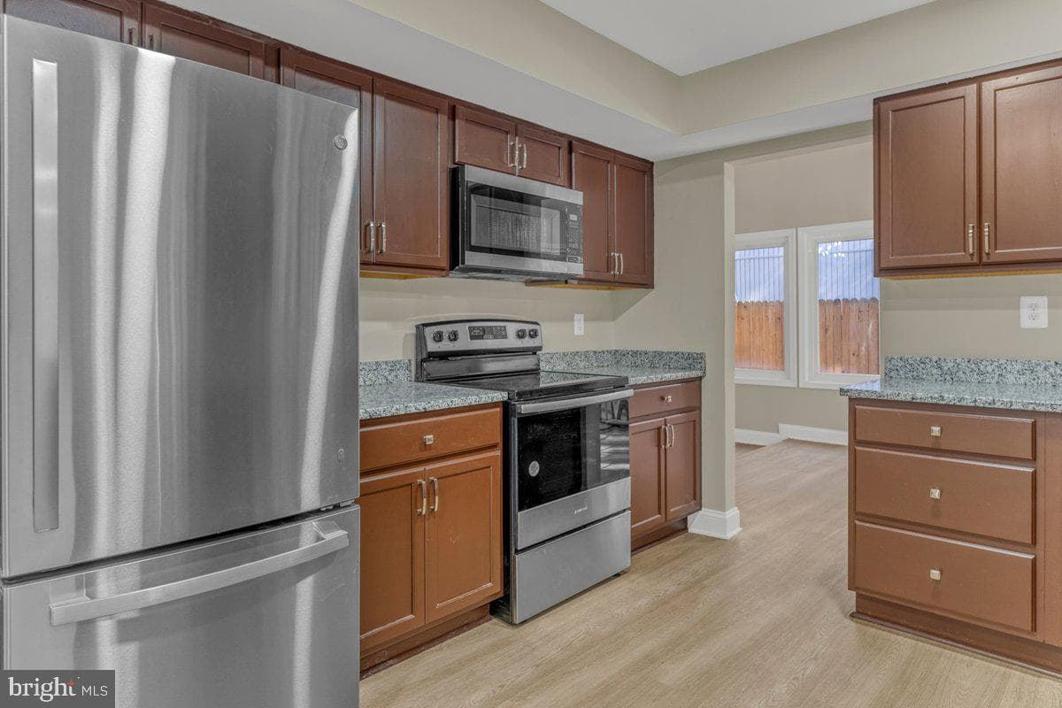 12315 Wheeling Avenue photo 7