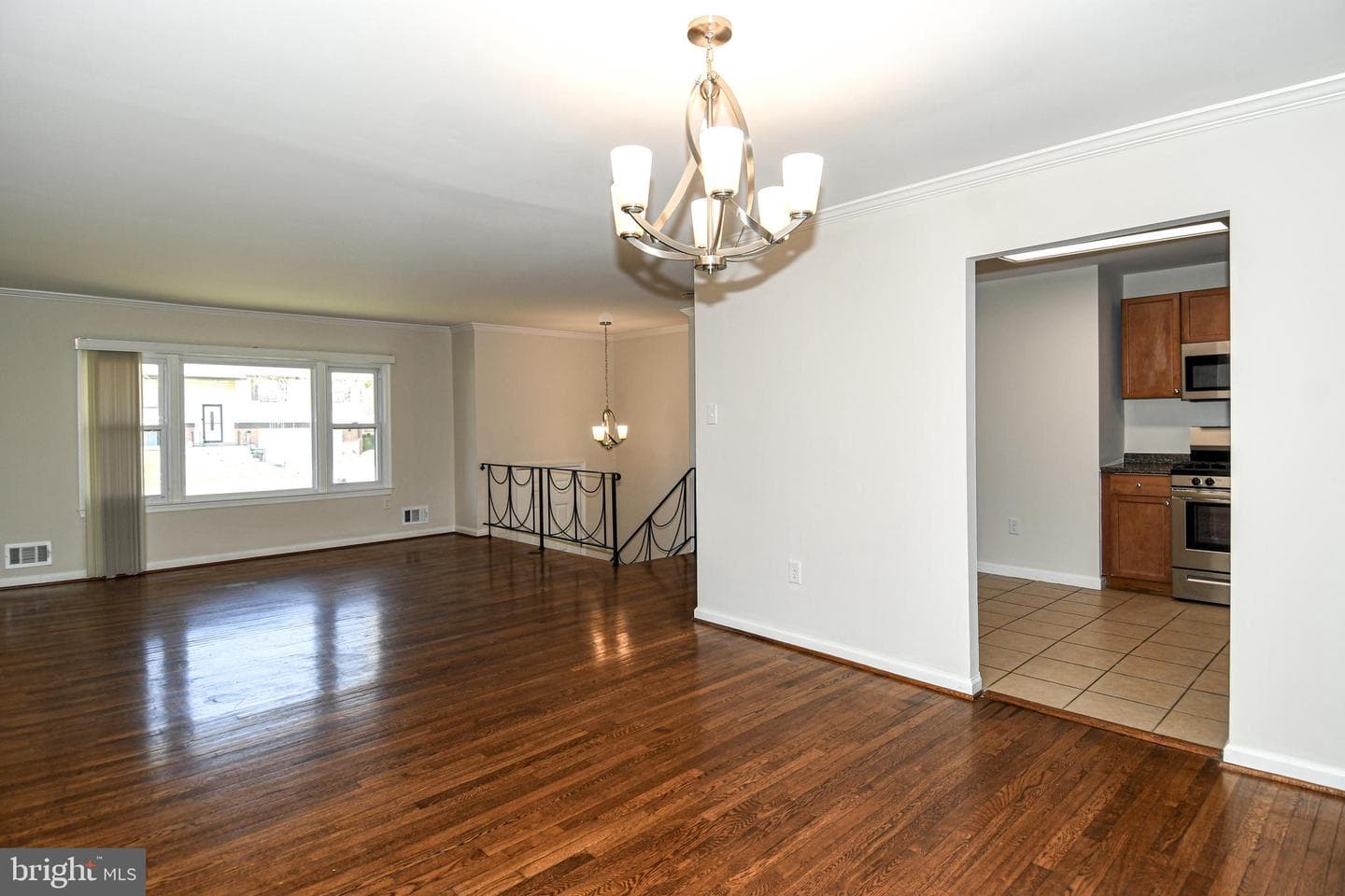 7706 Gambier Drive photo 17