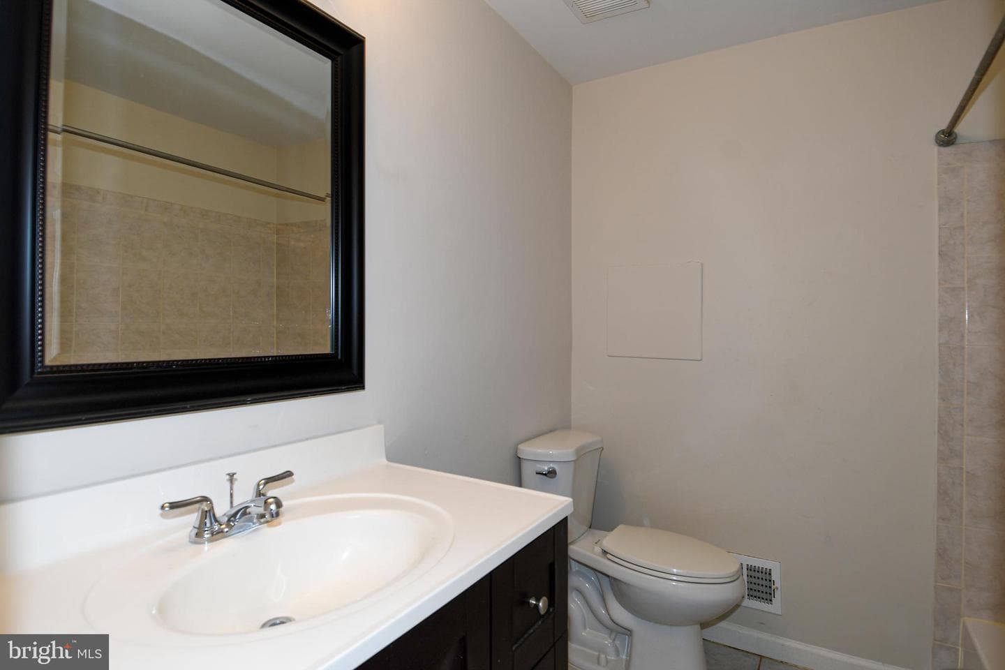 7706 Gambier Drive photo 27