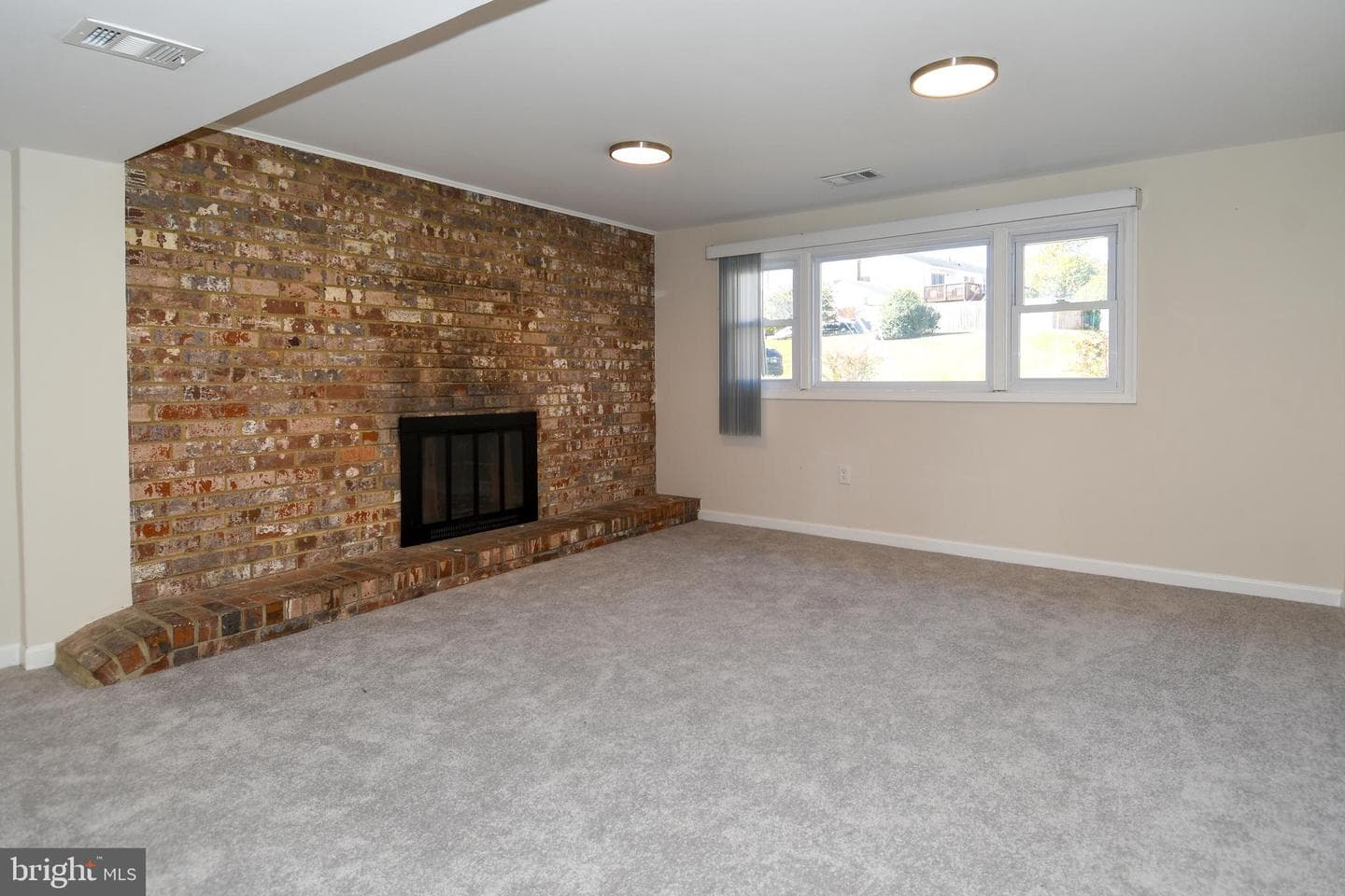 7706 Gambier Drive photo 32