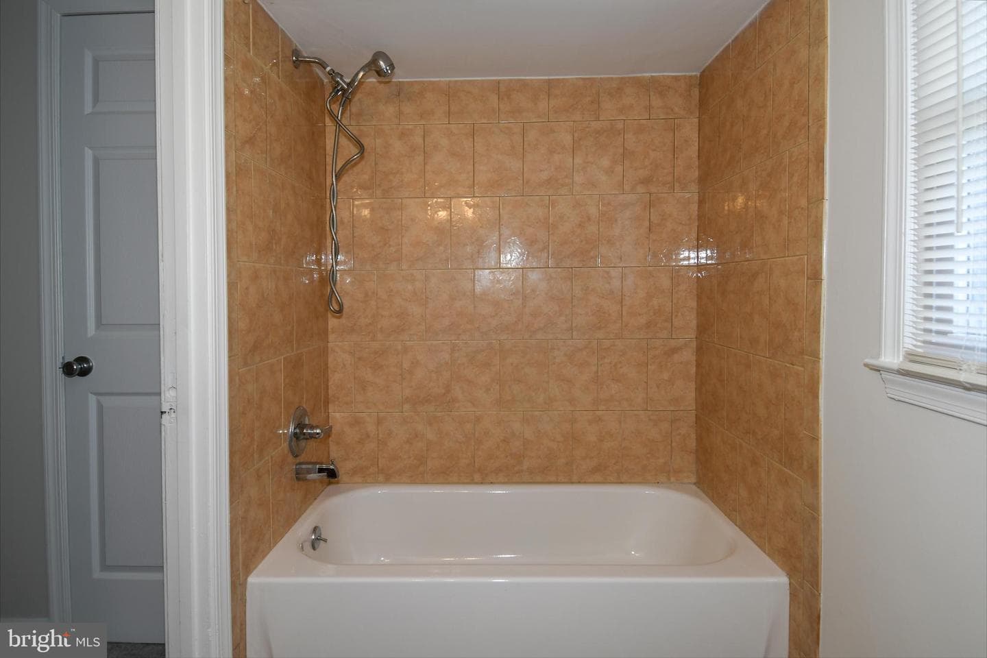 7706 Gambier Drive photo 41