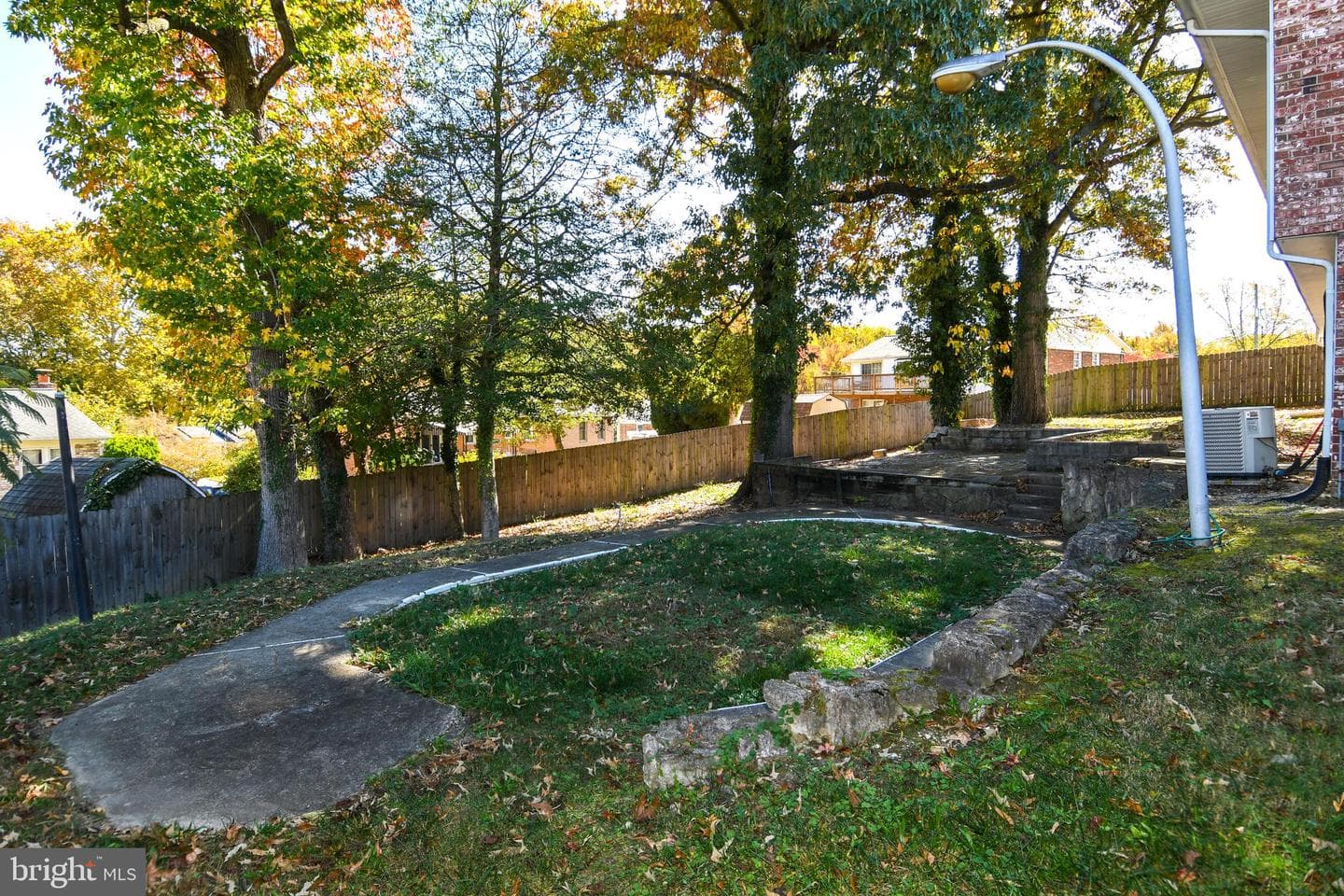 7706 Gambier Drive photo 42