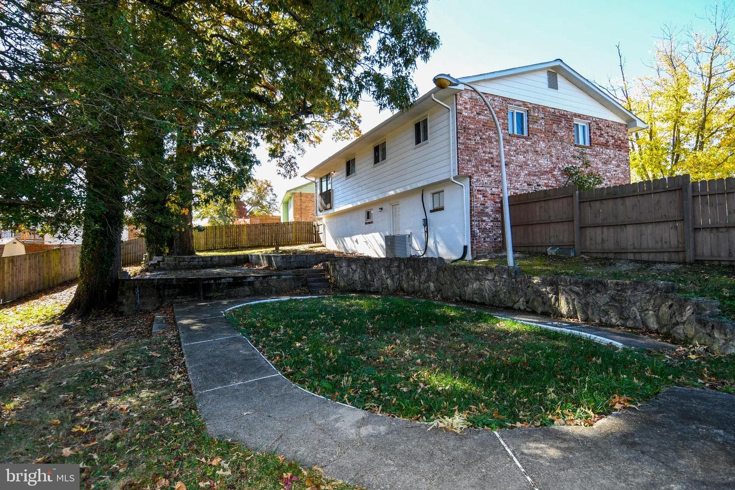 7706 Gambier Drive photo 43