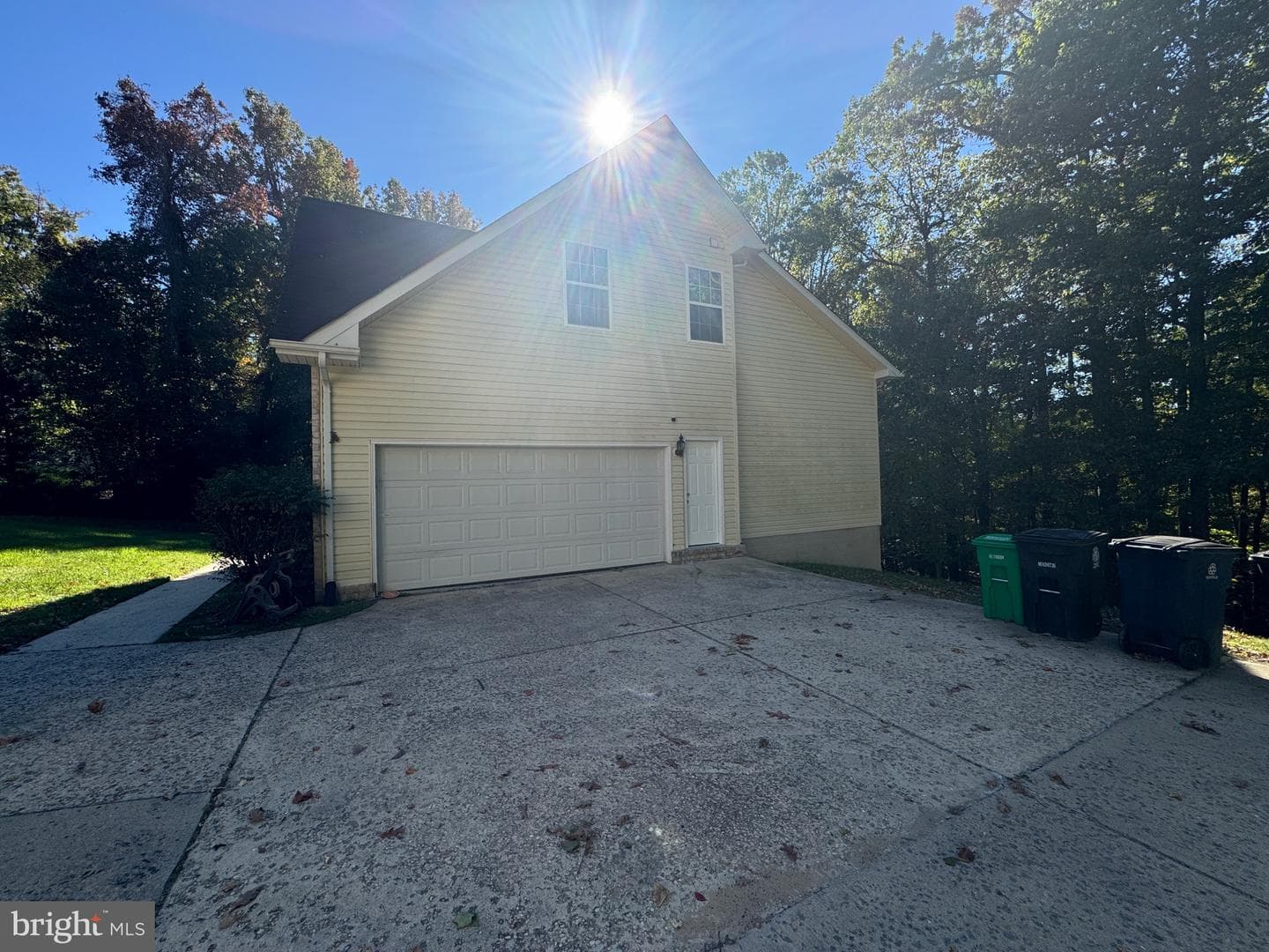 6004 Bradley Lane photo 2