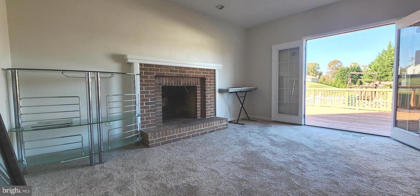 4410 Sutherland Circle photo 10