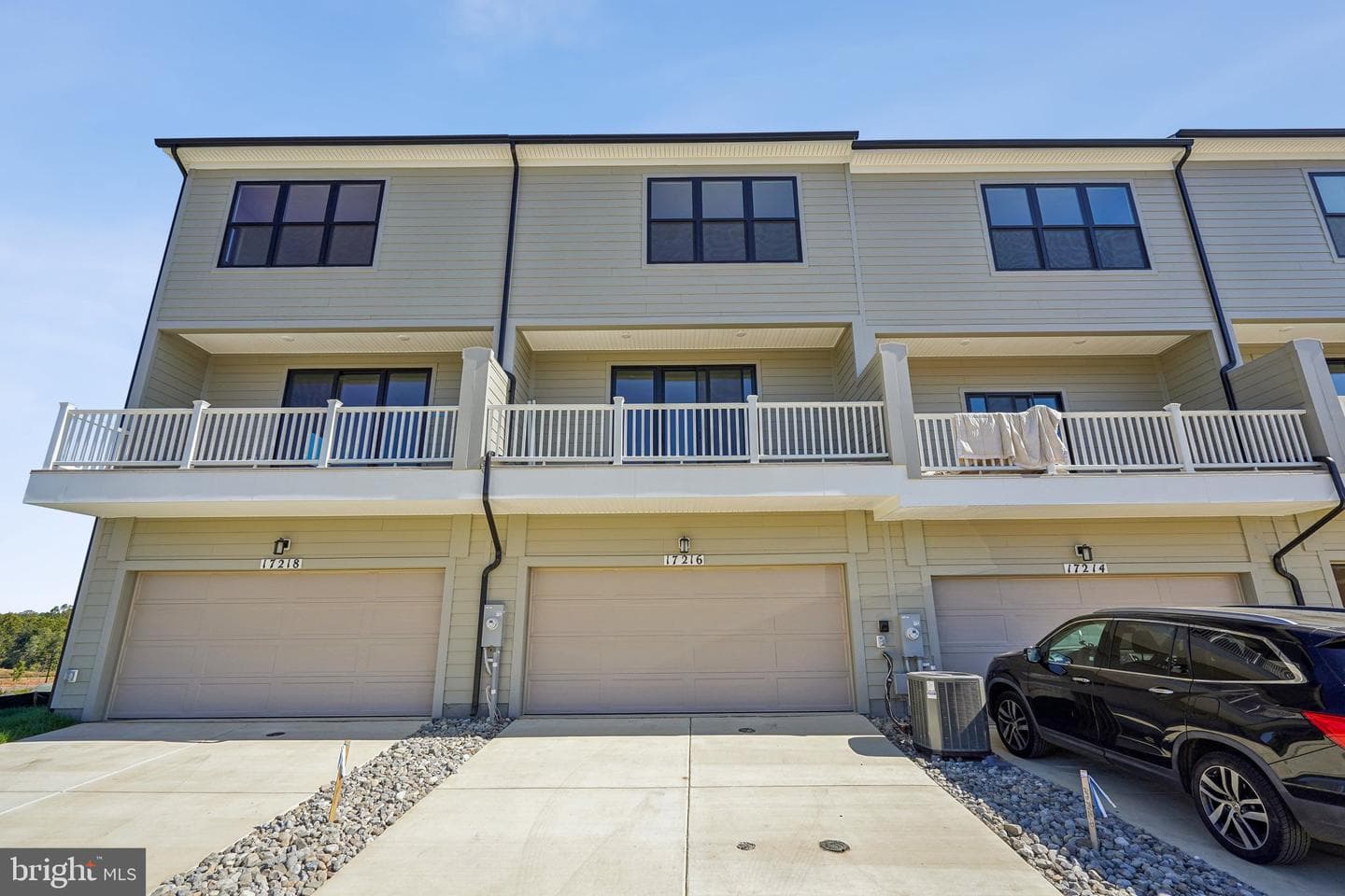 17216 Hardisty Way photo 24