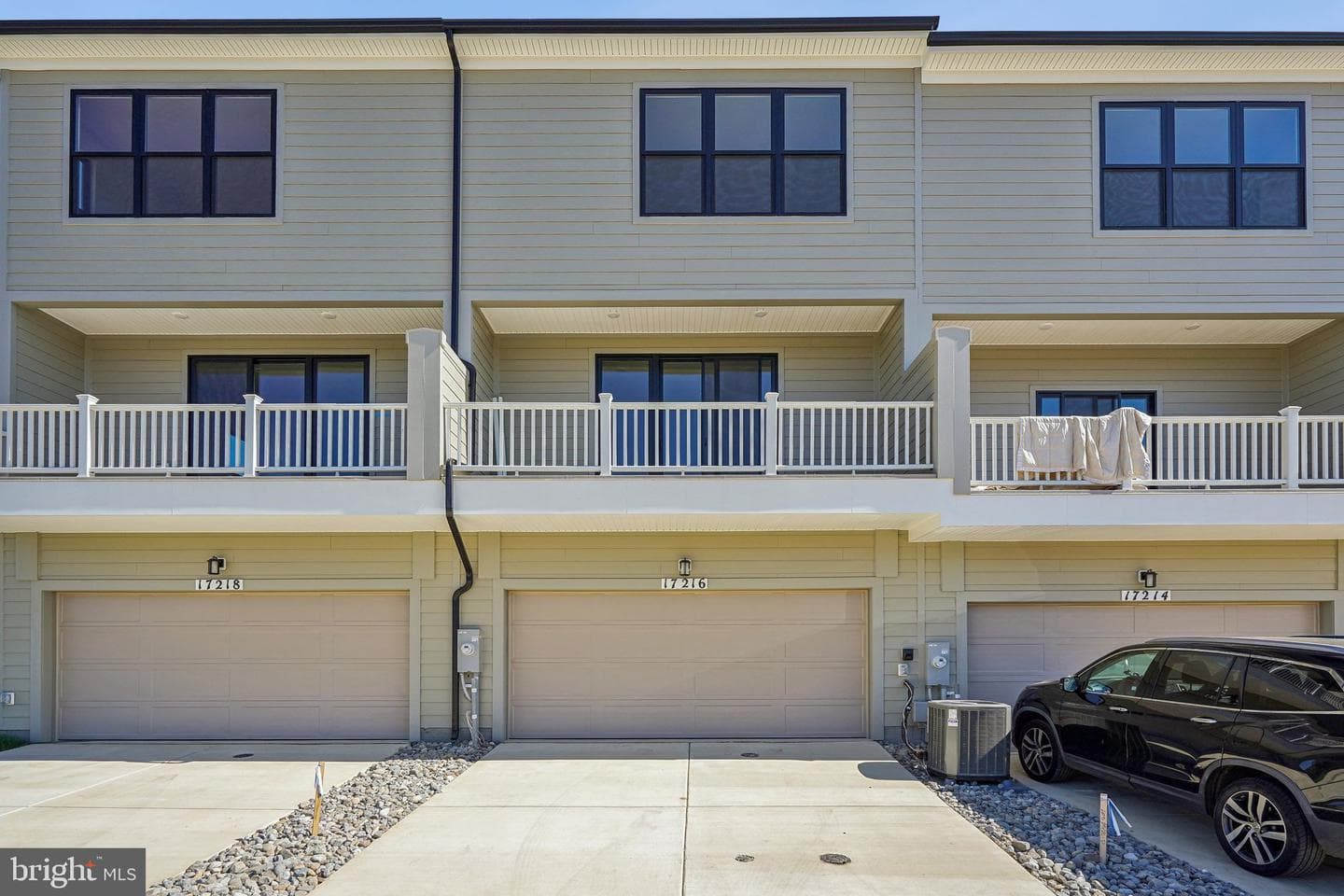 17216 Hardisty Way photo 25