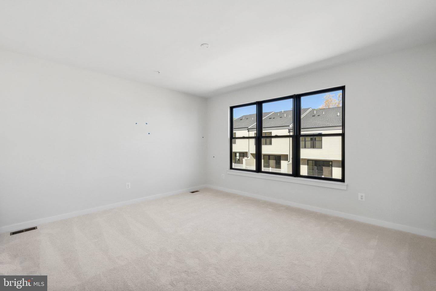 17222 Hardisty Way photo 13