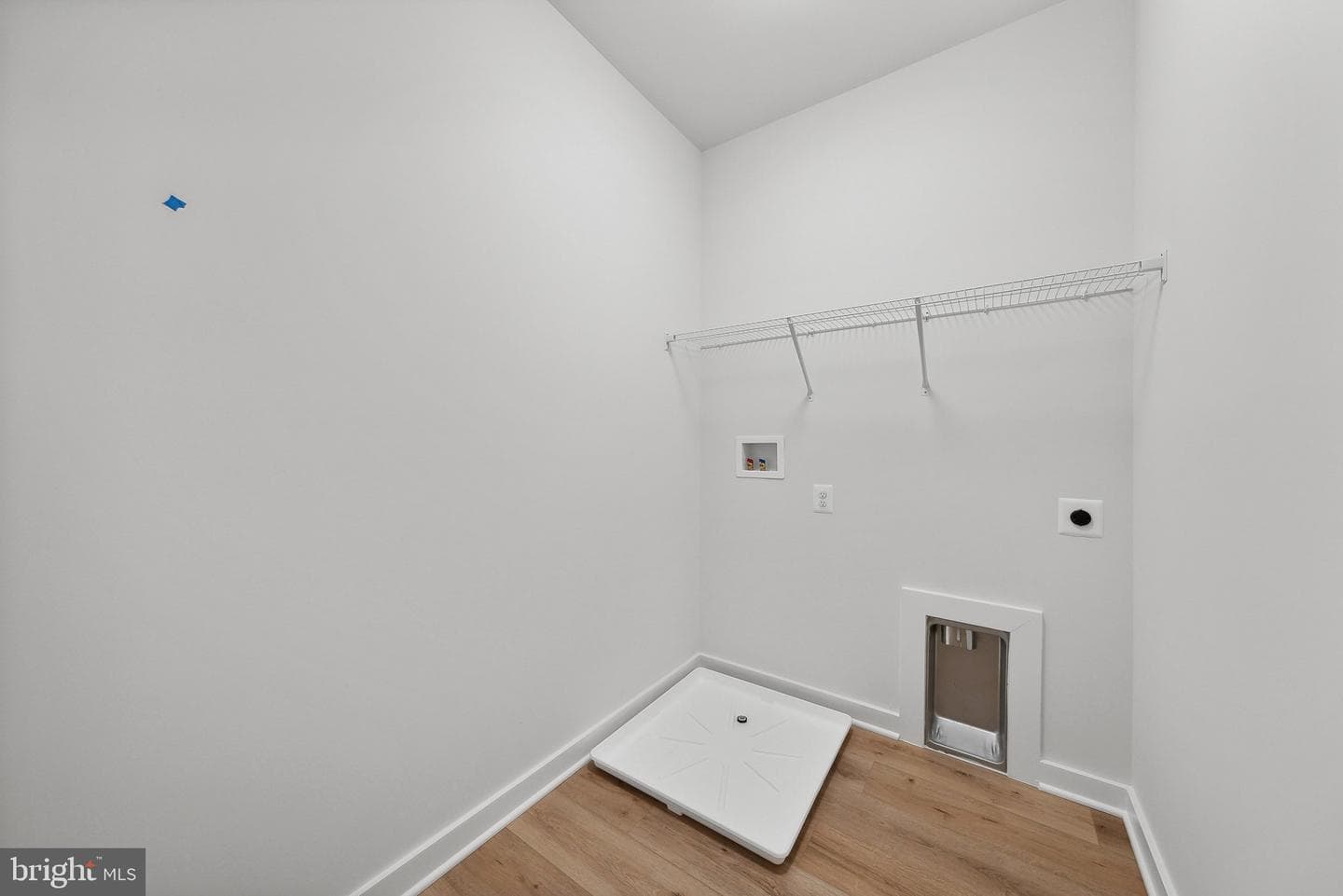 17222 Hardisty Way photo 17